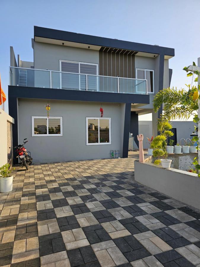 乌贾因Shree Ambe Farmhouse别墅 外观 照片
