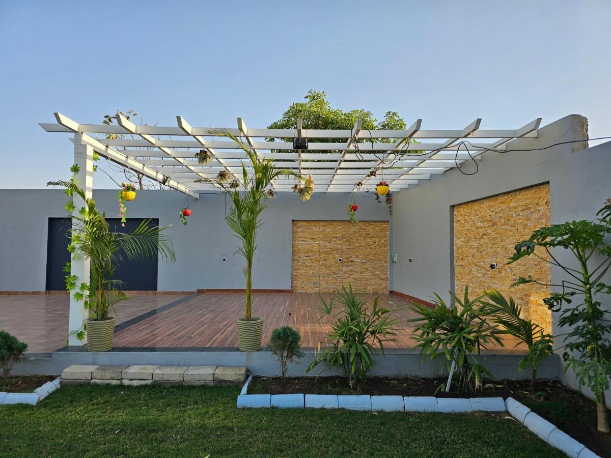 乌贾因Shree Ambe Farmhouse别墅 外观 照片